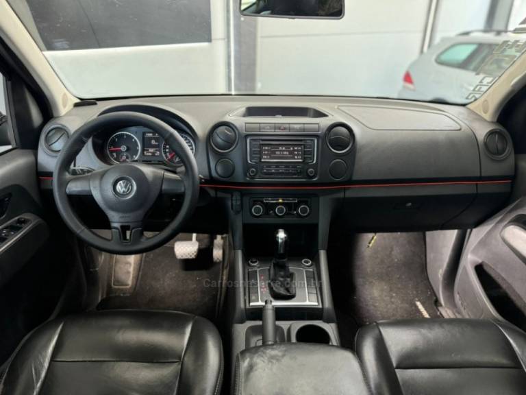 VOLKSWAGEN - AMAROK - 2013/2014 - Preta - R$ 94.900,00
