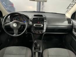 VOLKSWAGEN - POLO - 2006/2006 - Preta - R$ 29.900,00