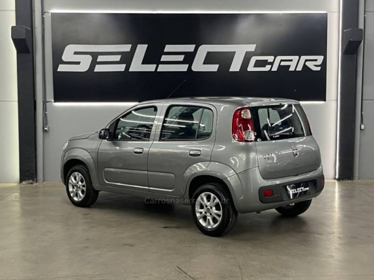 FIAT - UNO - 2012/2013 - Cinza - R$ 32.900,00
