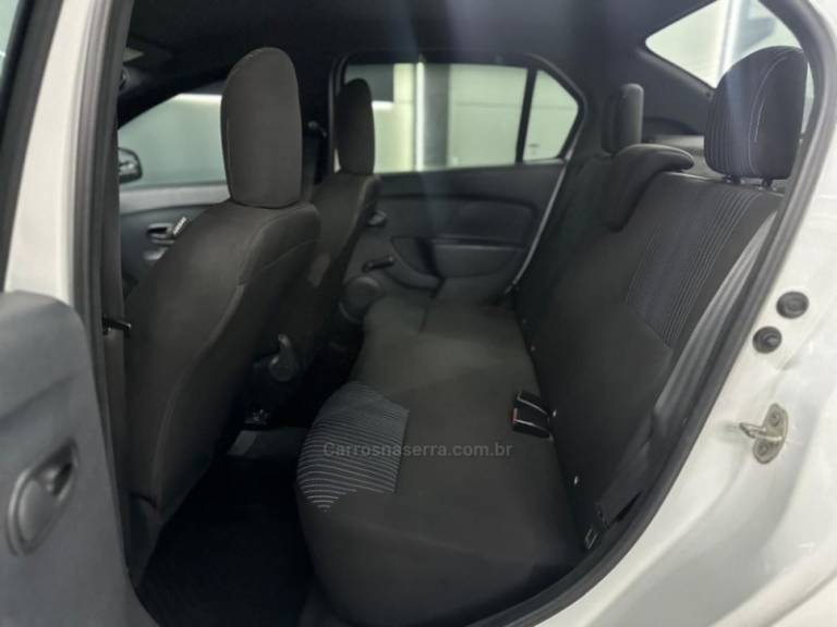 RENAULT - LOGAN - 2020/2020 - Branca - R$ 49.900,00