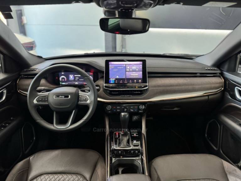JEEP - COMMANDER - 2022/2022 - Branca - R$ 199.900,00