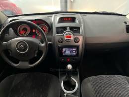 RENAULT - MÉGANE - 2013/2013 - Preta - R$ 36.900,00
