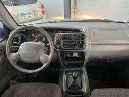 CHEVROLET - TRACKER - 2007/2008 - Prata - R$ 44.900,00
