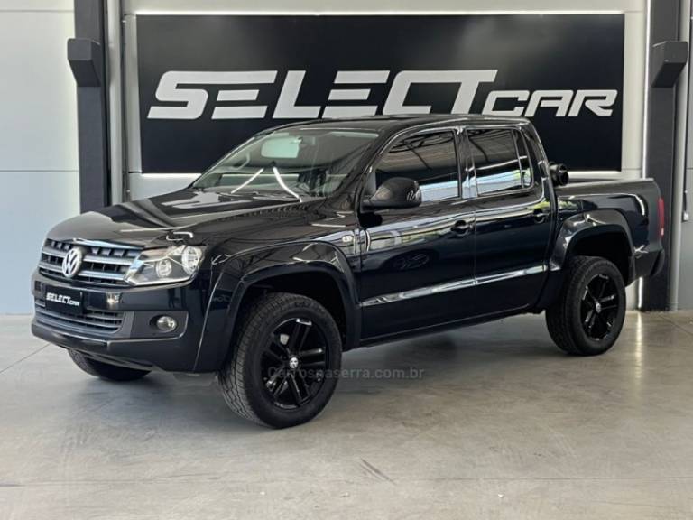 VOLKSWAGEN - AMAROK - 2013/2014 - Preta - R$ 94.900,00