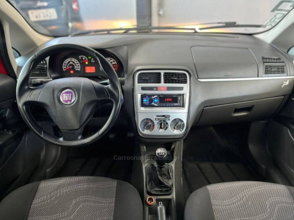 FIAT - PUNTO - 2012/2012 - Vermelha - R$ 39.900,00