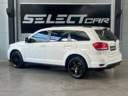 FIAT - FREEMONT - 2011/2012 - Branca - R$ 54.900,00