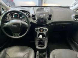 FORD - FIESTA - 2017/2017 - Branca - R$ 52.900,00