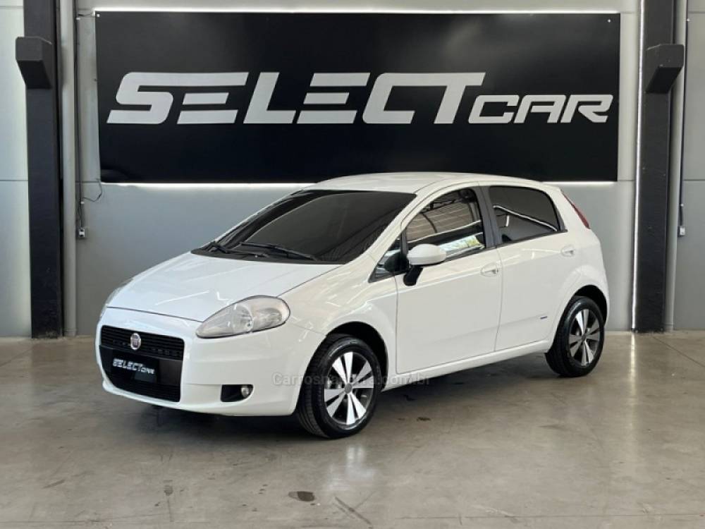 FIAT - PUNTO - 2008/2009 - Branca - R$ 34.900,00