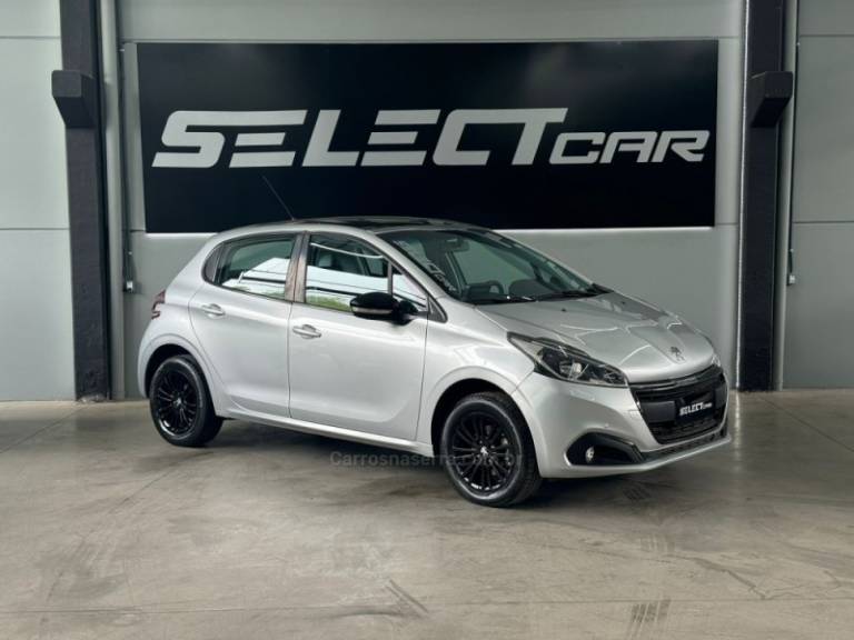 PEUGEOT - 208 - 2019/2019 - Prata - R$ 59.900,00
