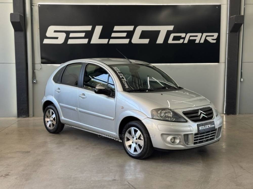 CITROËN - C3 - 2011/2011 - Prata - R$ 33.900,00
