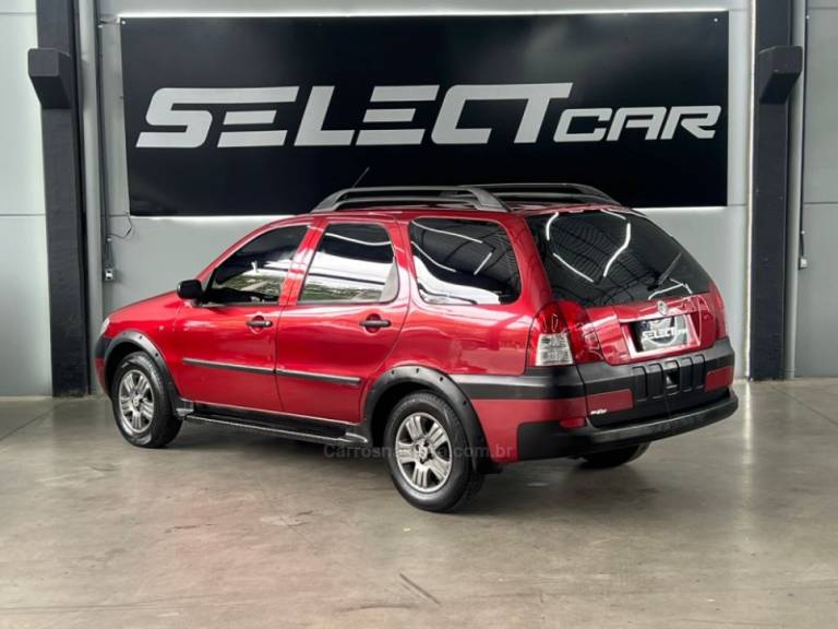 FIAT - PALIO - 2005/2005 - Vermelha - R$ 29.900,00