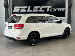 FIAT - FREEMONT - 2011/2012 - Branca - R$ 54.900,00