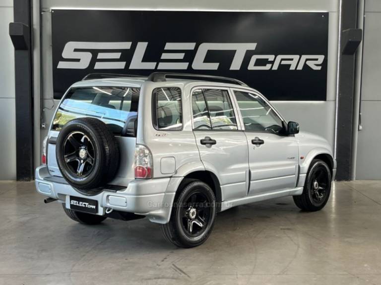 CHEVROLET - TRACKER - 2007/2008 - Prata - R$ 44.900,00