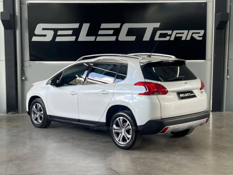 PEUGEOT - 2008 - 2016/2017 - Branca - R$ 59.900,00