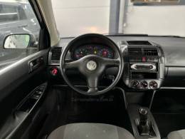 VOLKSWAGEN - POLO - 2006/2006 - Preta - R$ 29.900,00