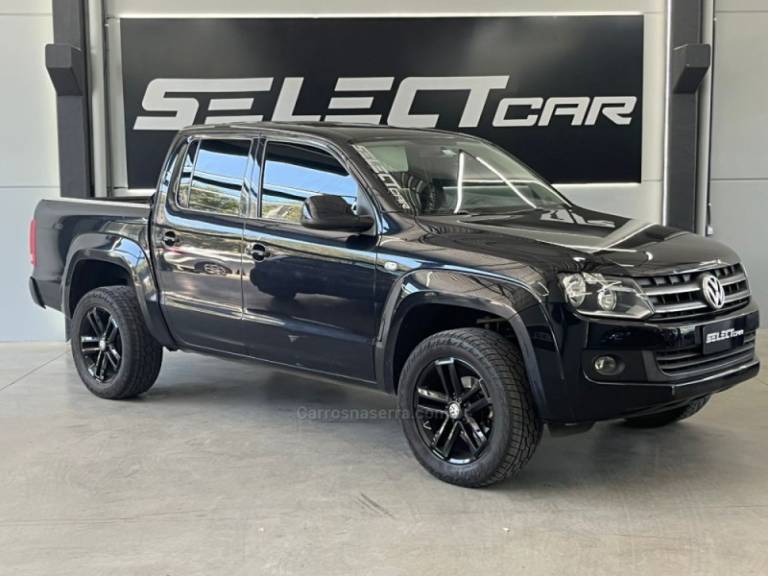 VOLKSWAGEN - AMAROK - 2013/2014 - Preta - R$ 94.900,00