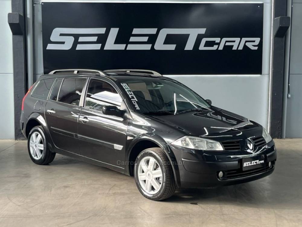 RENAULT - MÉGANE - 2013/2013 - Preta - R$ 36.900,00