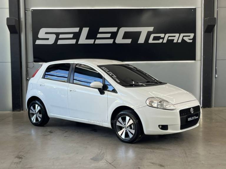 FIAT - PUNTO - 2008/2009 - Branca - R$ 34.900,00